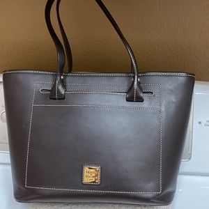 Dooney & Bourke Shoulder Tote